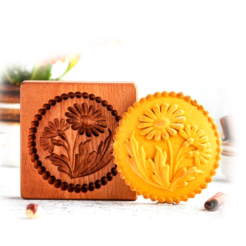 Wooden Cookie Mold - Chamomile